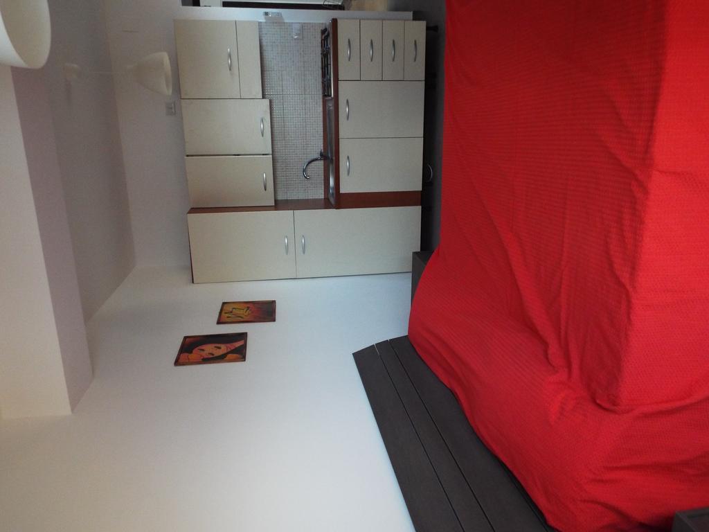 Semu A Mari B&B Santa Teresa Di Riva Værelse billede